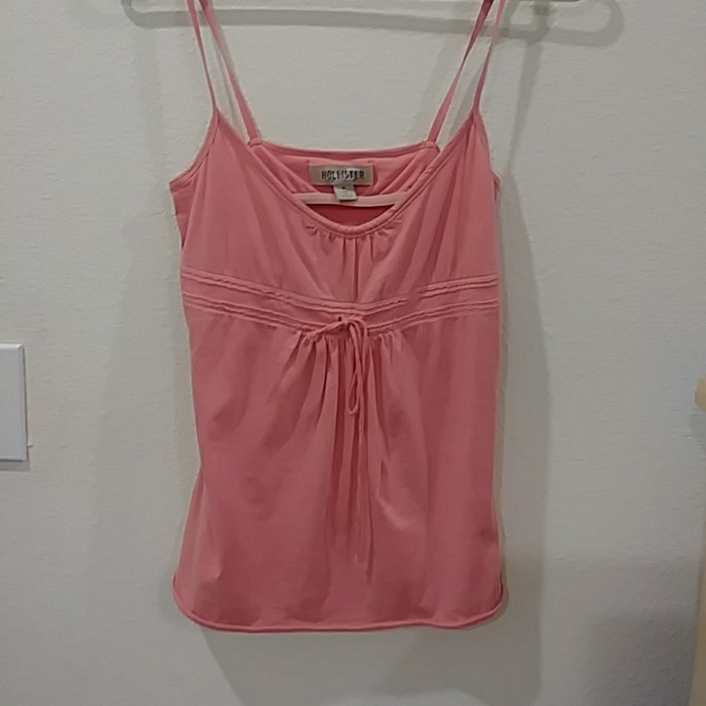 BNWOT Hollister tank